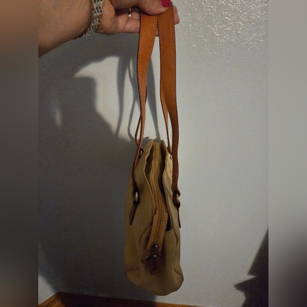 Vintage Fossil Light Yellow Leather Shoulder Handbag - Picture 12 of 14